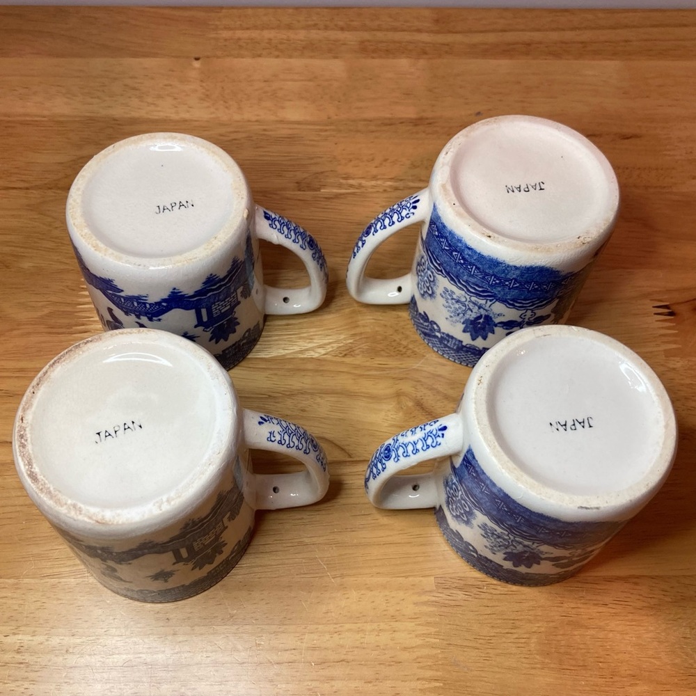 Lot of 4 Blue Willow Coffee Cups Mugs Japan Vintage - Picture 5 of 15